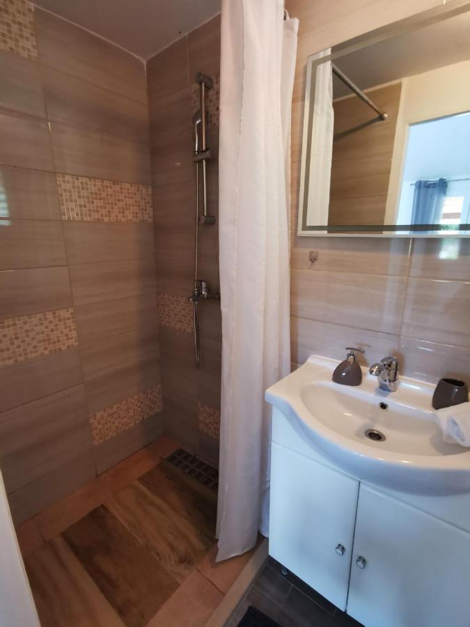 Apartment Maslina Vrboska Esterno foto